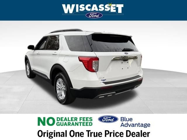 Certified 2022 Ford Explorer XLT w/ Equipment Group 202A image 3