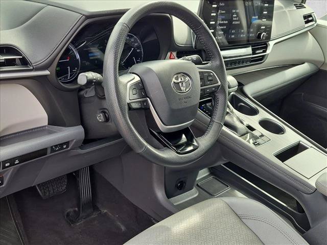 Used 2021 Toyota Sienna Limited AWD/4WD image 9