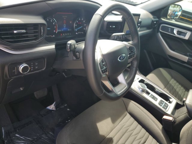 Certified 2021 Ford Explorer XLT image 25