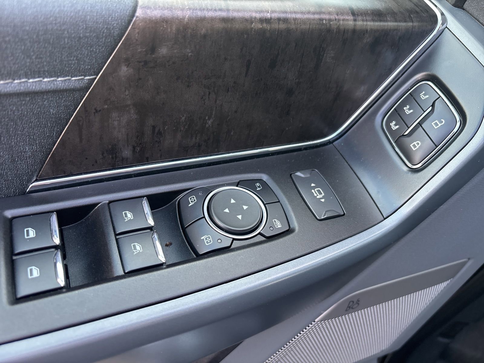 Certified 2022 Ford F150 Lariat w/ Equipment Group 502A High image 17