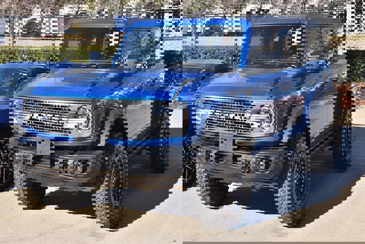 Certified 2023 Ford Bronco Badlands w/ Sasquatch Package