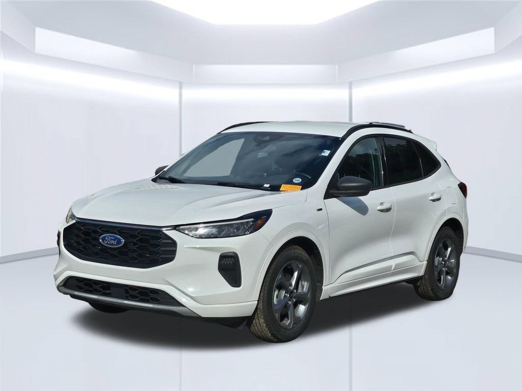 Certified 2023 Ford Escape ST-Line w/ Equipment Group 301A FWD image 2