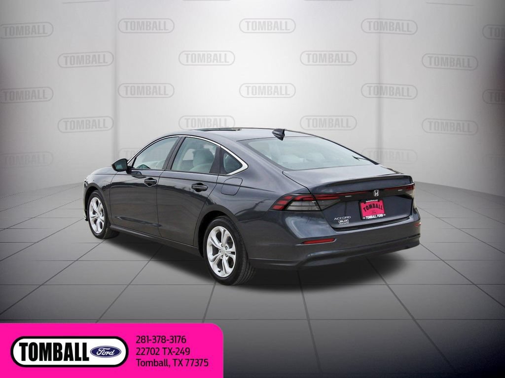 Used 2025 Honda Accord LX image 6