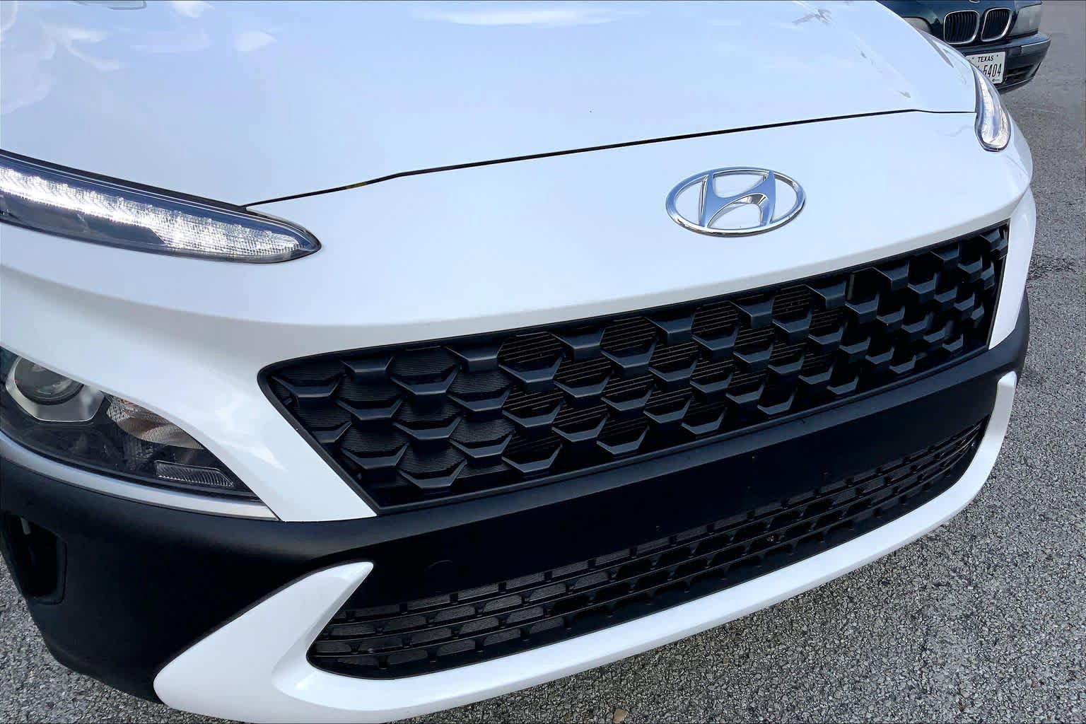 Used 2022 Hyundai Kona SEL FWD image 30