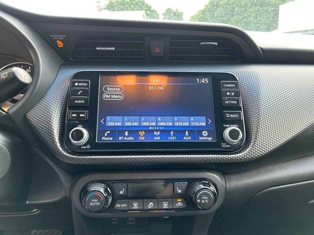 Used 2021 Nissan Kicks SV FWD image 16