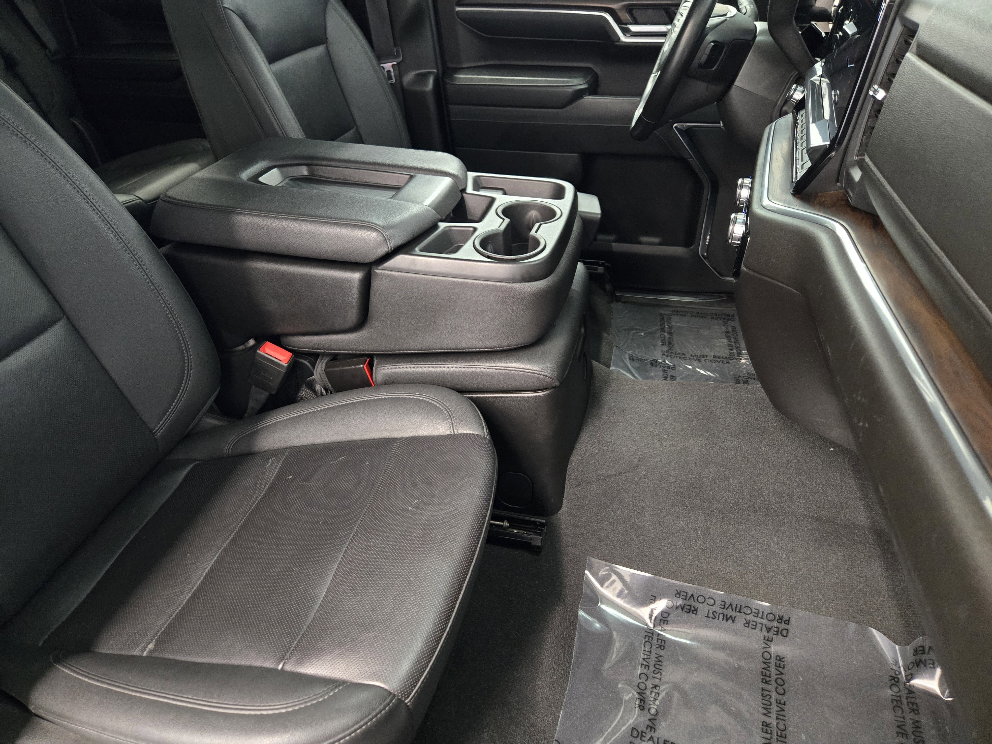 Used 2024 GMC Sierra 1500 SLT RWD image 15