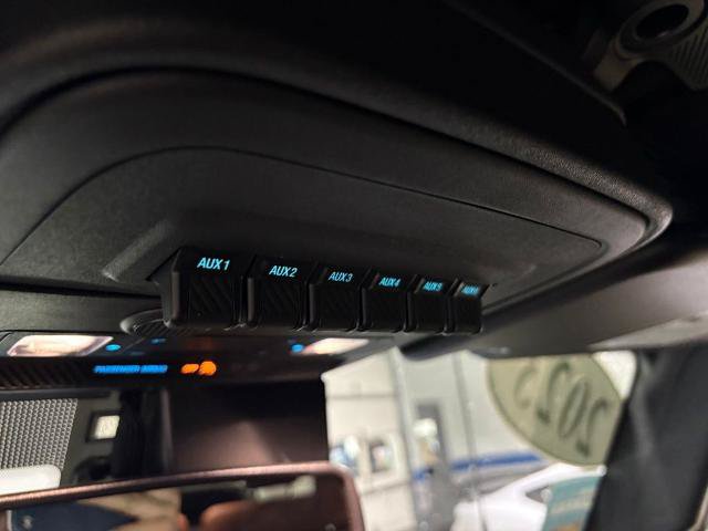 Certified 2023 Ford Bronco Heritage Edition AWD/4WD image 25