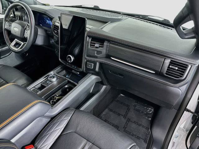 Certified 2024 Ford Expedition Platinum RWD image 35