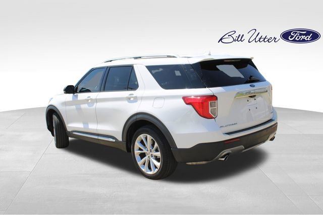 Certified 2022 Ford Explorer Platinum image 3