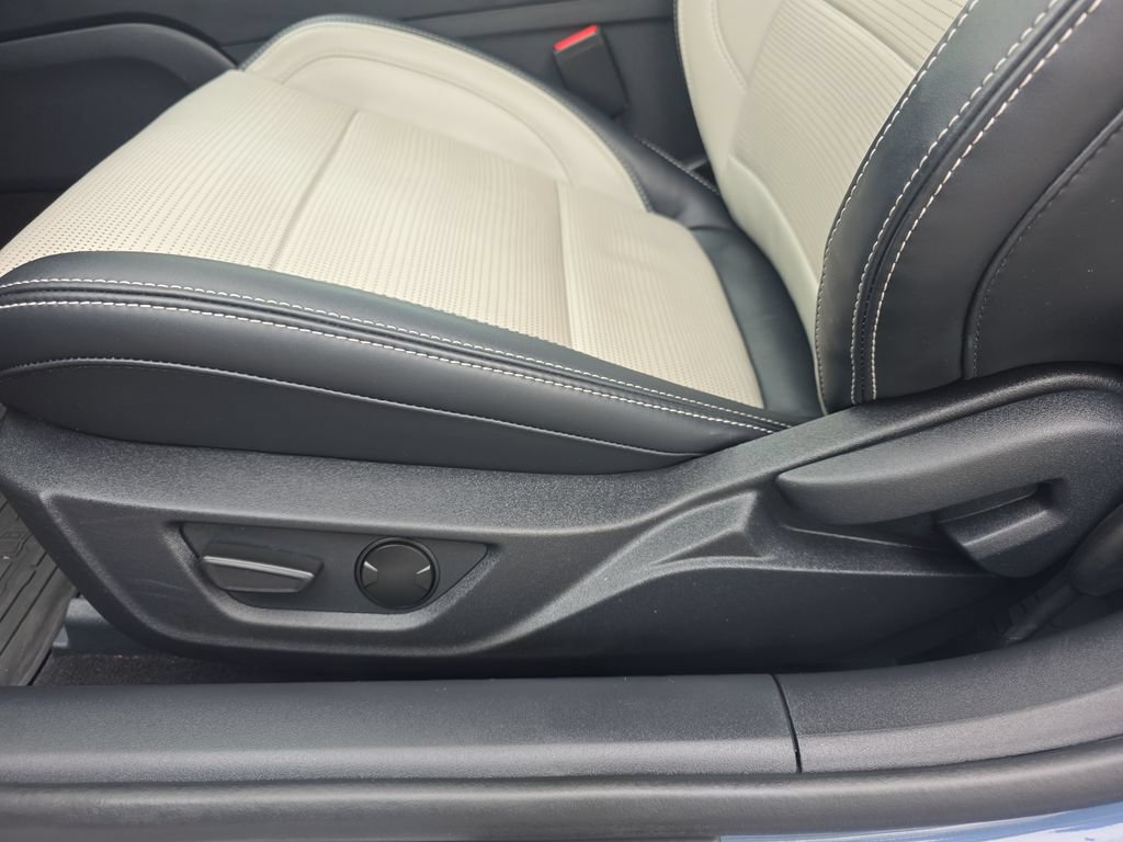 Certified 2025 Ford Mustang GT Premium RWD image 18