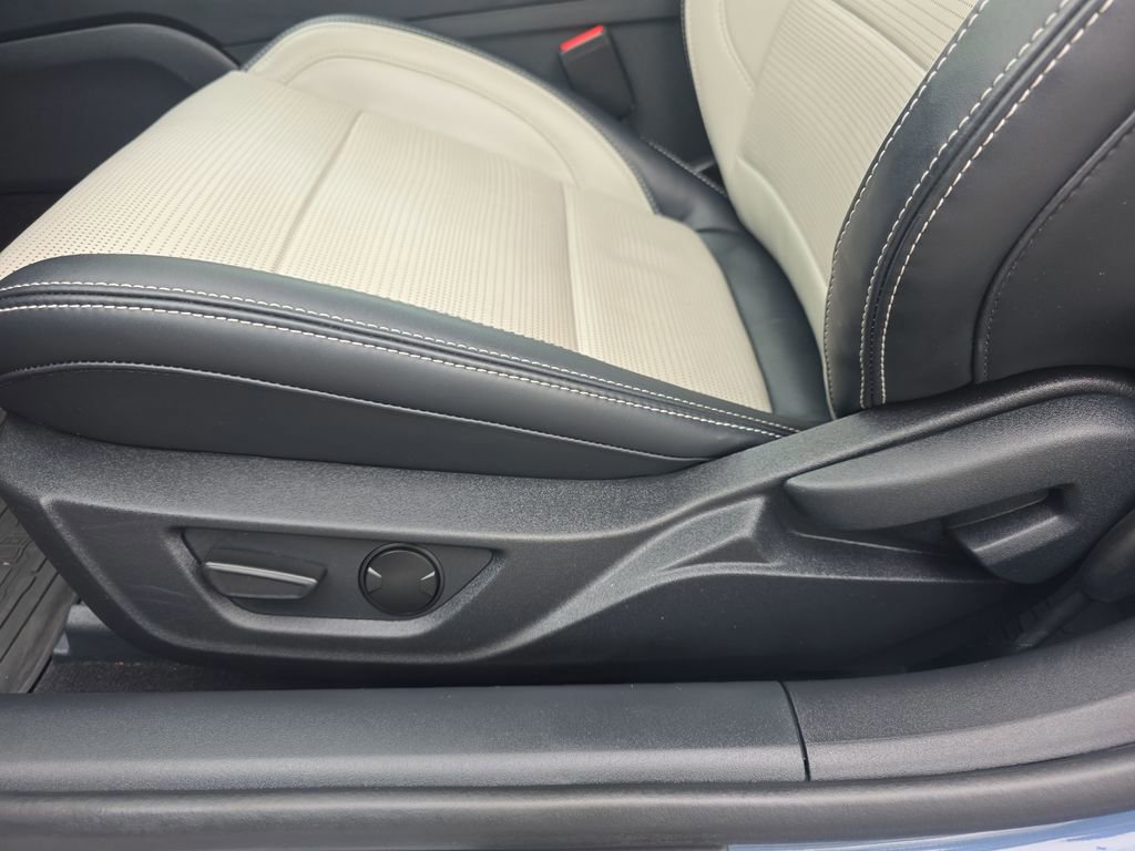 Certified 2025 Ford Mustang GT Premium image 18