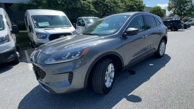 Certified 2022 Ford Escape SE w/ Convenience Package AWD/4WD image 6