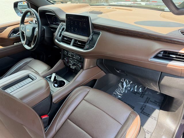 Used 2023 Chevrolet Tahoe High Country AWD/4WD image 30