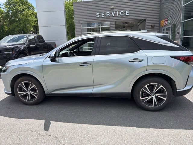Used 2023 Lexus RX 350h w/ Accessory Package (2T) AWD/4WD image 5