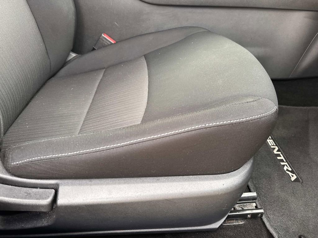 Used 2024 Nissan Sentra SV image 14