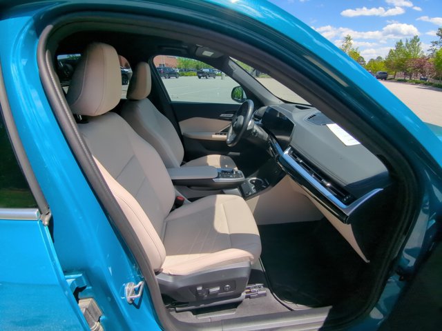 Used 2024 BMW X1 xDrive28i w/ Technology Package AWD/4WD image 35