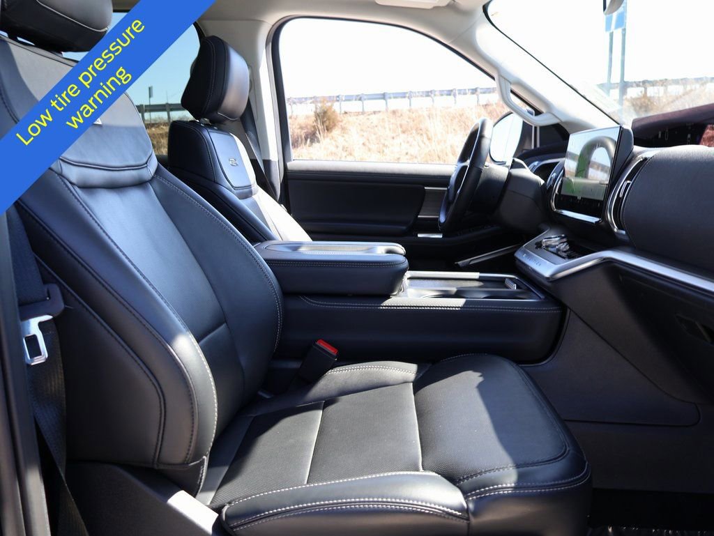 Certified 2025 Ford Expedition Max Platinum image 9