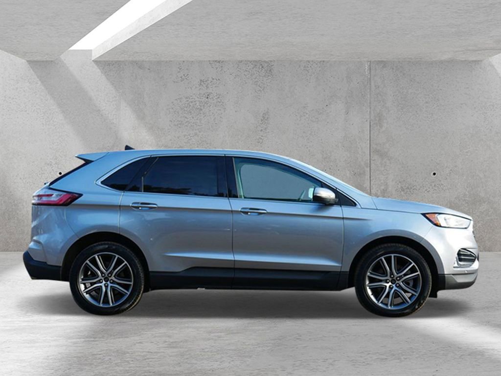 Certified 2024 Ford Edge Titanium w/ Equipment Group 301A AWD/4WD image 2