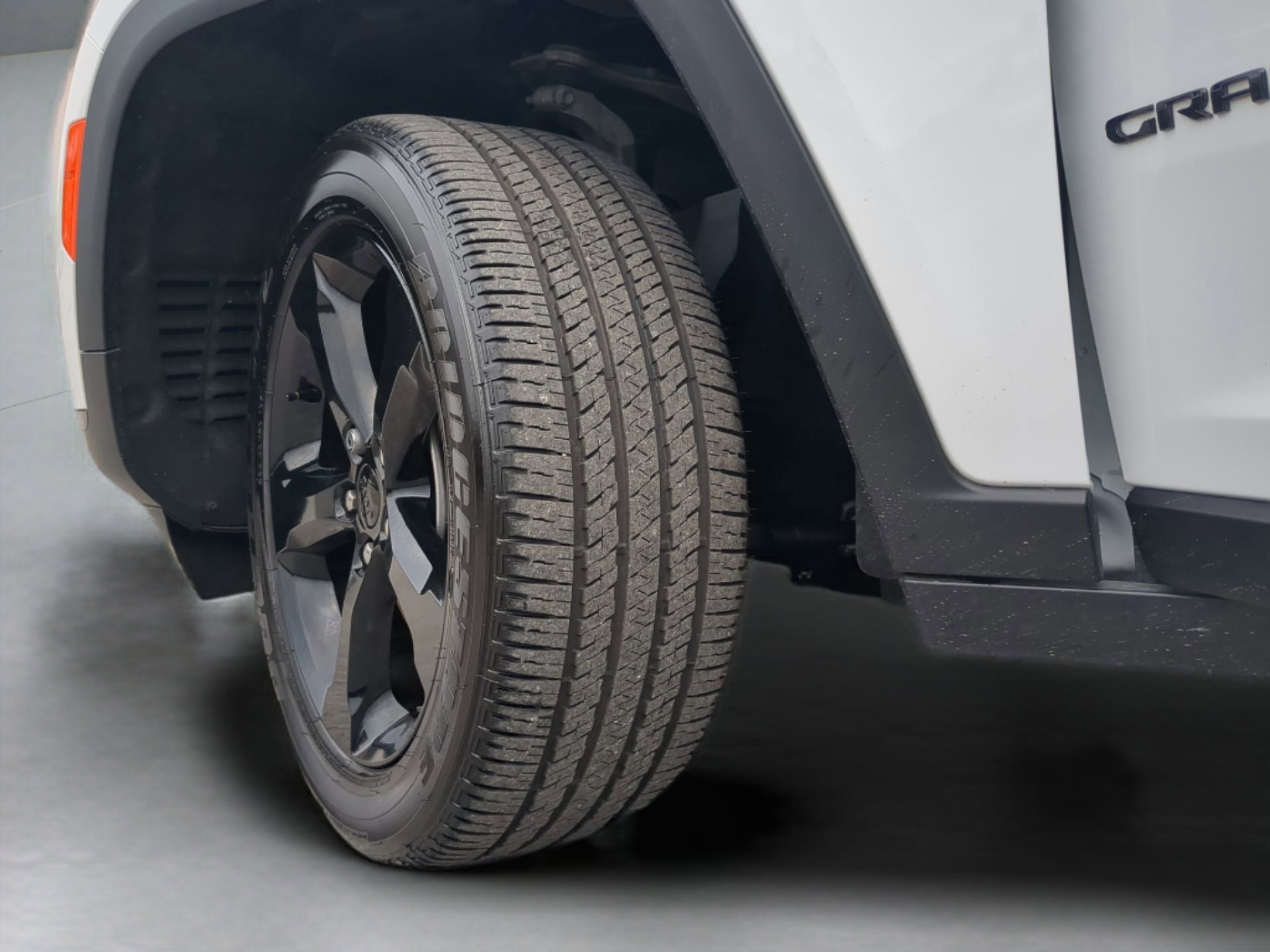 Used 2025 Jeep Grand Cherokee L Altitude image 63