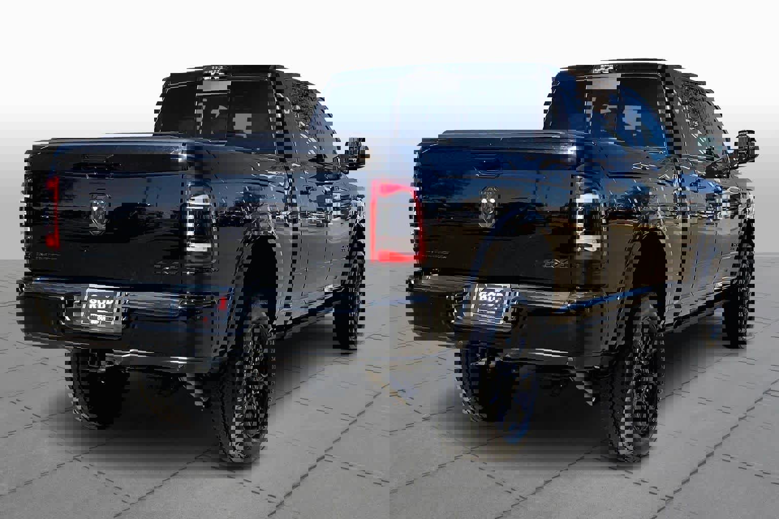 Used 2022 RAM 2500 Limited w/ Night Edition image 12