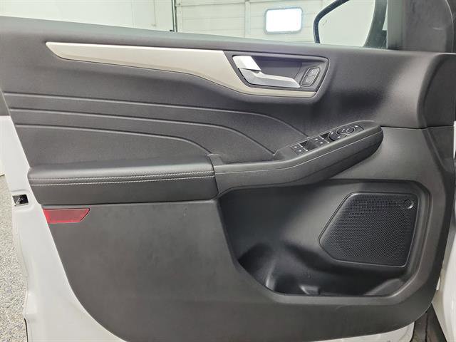 Certified 2021 Ford Escape SE image 16