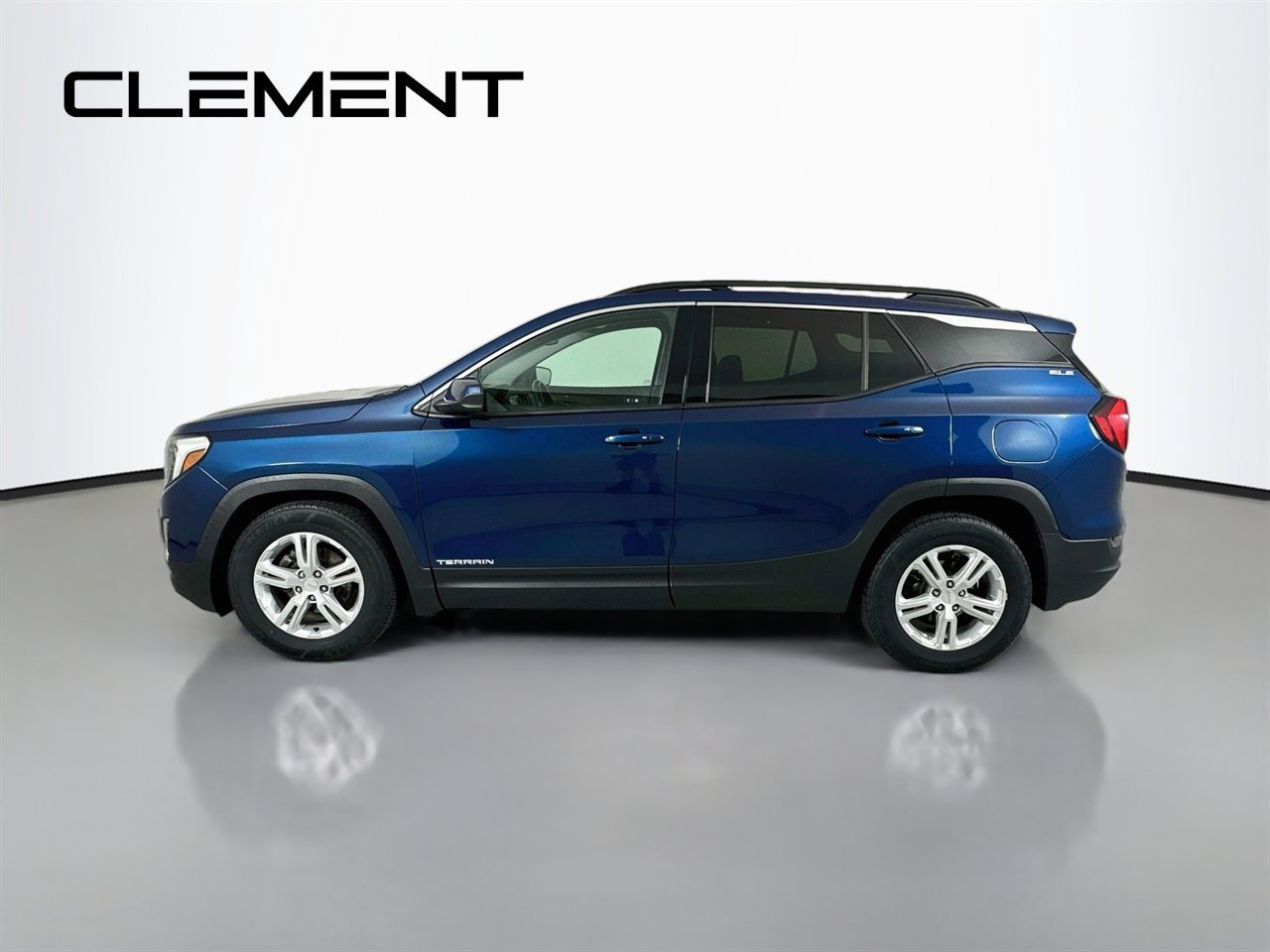 Used 2019 GMC Terrain SLE w/ Driver Convenience Package FWD image 6