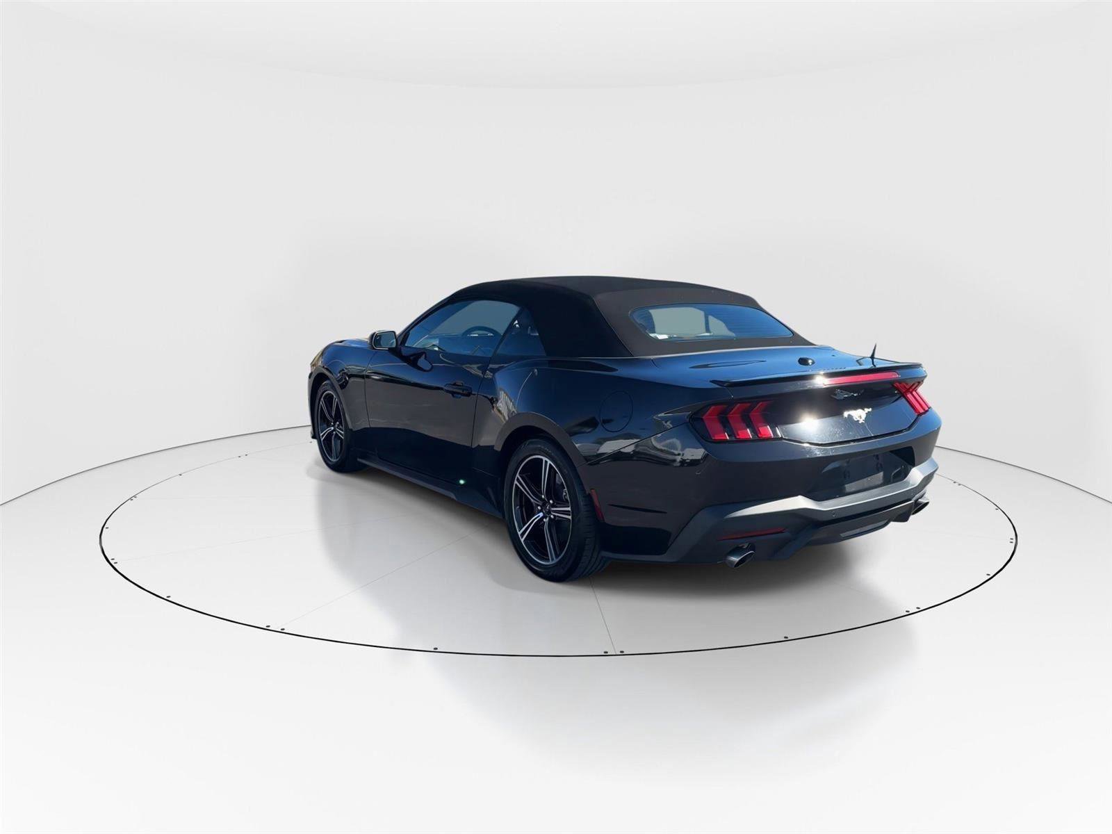 Certified 2025 Ford Mustang Premium RWD image 6