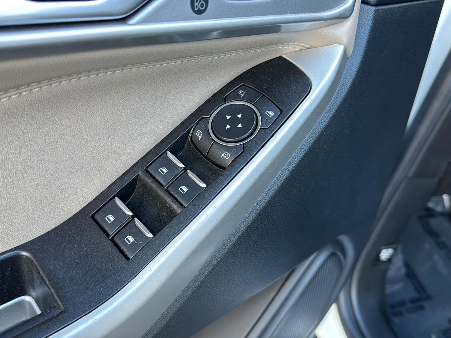 Certified 2022 Ford Explorer Limited w/ Equipment Group 301A image 29