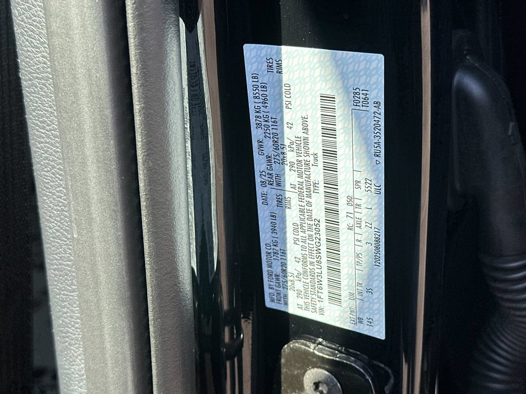 Certified 2025 Ford F150 Lightning Flash AWD/4WD image 27