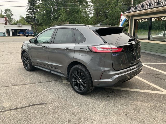 Certified 2022 Ford Edge SE w/ Black Appearance Package AWD/4WD image 9