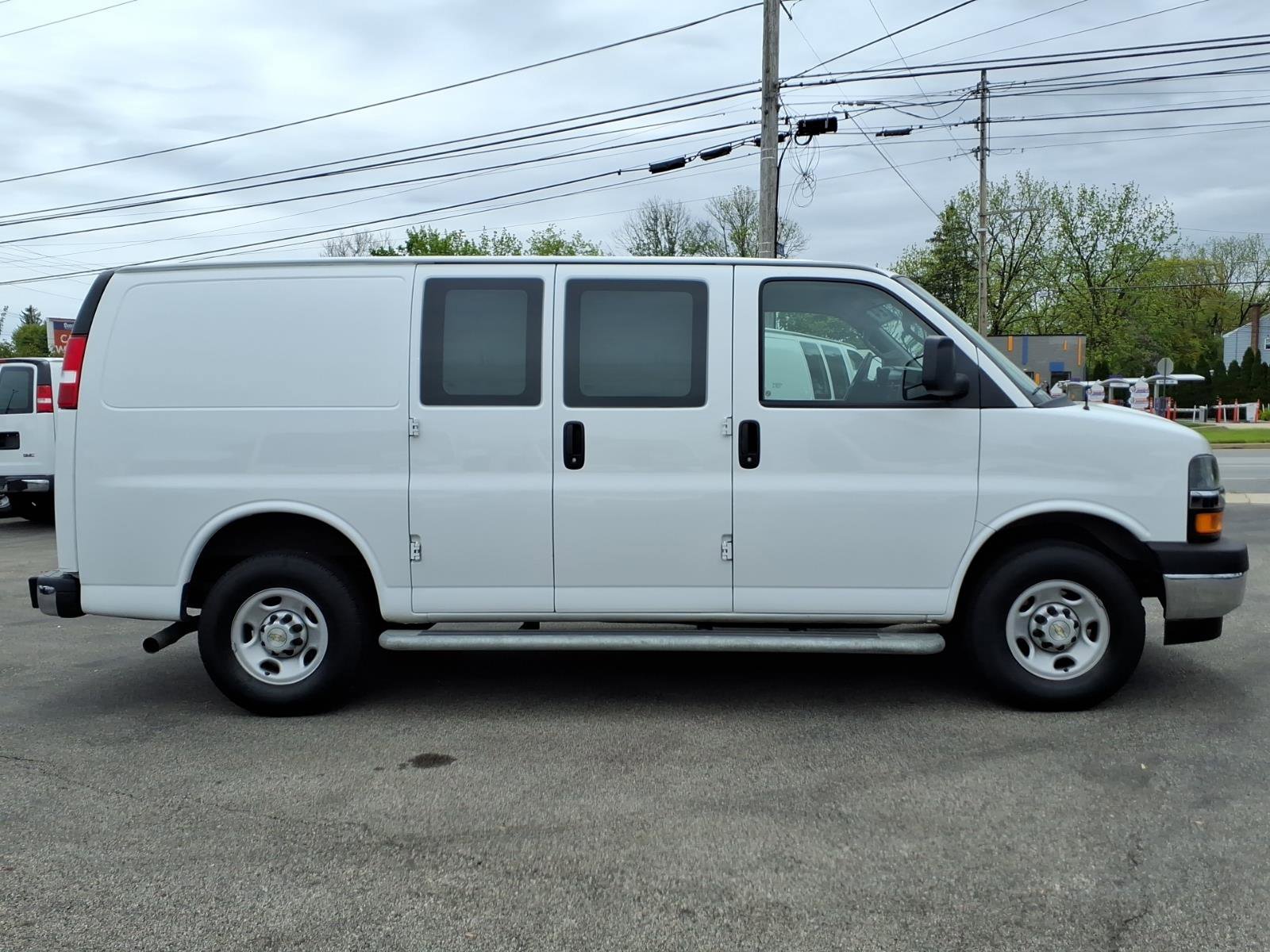Used 2024 Chevrolet Express 2500 w/ Driver Convenience Package RWD image 2
