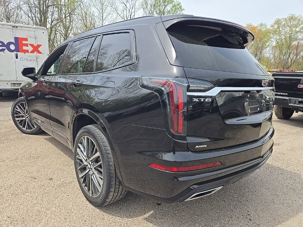 Used 2023 Cadillac XT6 Sport AWD/4WD image 6