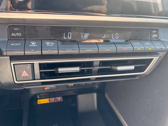 Used 2025 Toyota Camry LE FWD image 18