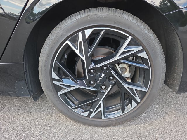 Used 2025 Kia K5 GT-Line w/ GT-Line Premium Package AWD/4WD image 6