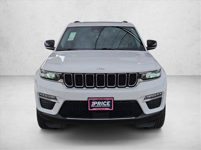Used 2024 Jeep Grand Cherokee Limited AWD/4WD image 2