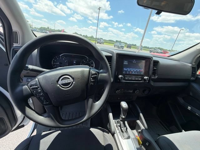 Used 2022 Nissan Frontier S w/ Technology Package AWD/4WD image 13