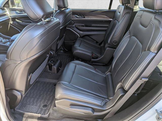 Used 2021 Jeep Grand Cherokee L Limited w/ Trailer Tow Group (B) AWD/4WD image 22