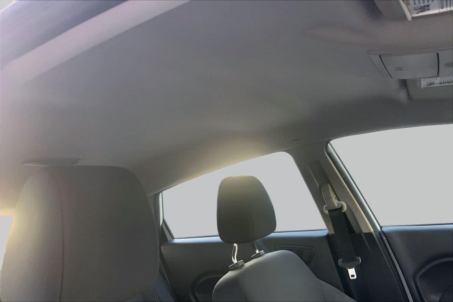 Certified 2019 Ford Fiesta SE FWD image 14