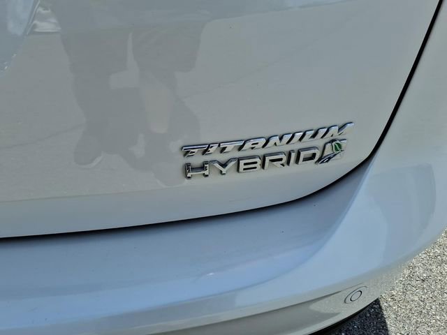 Certified 2018 Ford C-MAX Titanium w/ Equipment Group 301A FWD image 10