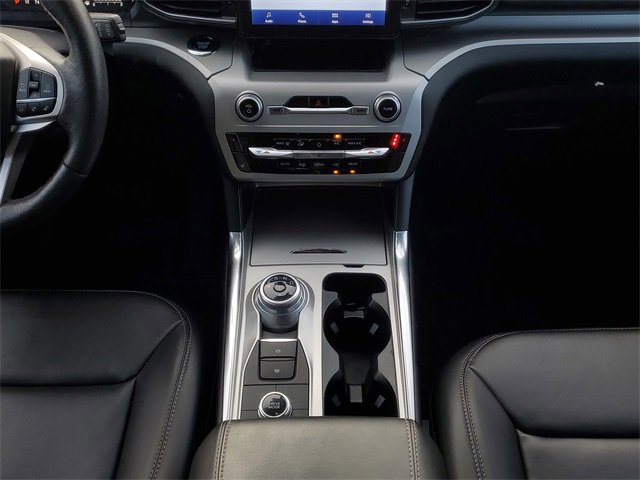 Certified 2022 Ford Explorer XLT w/ Equipment Group 202A image 32