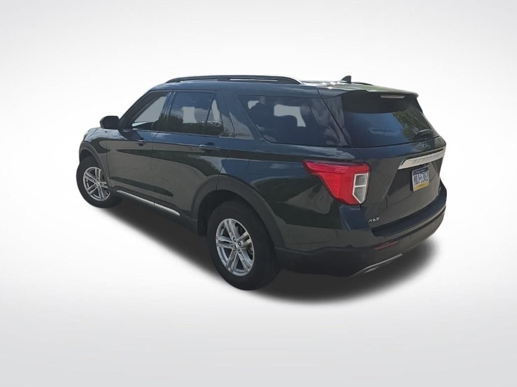 Certified 2023 Ford Explorer XLT w/ Equipment Group 202A AWD/4WD image 7