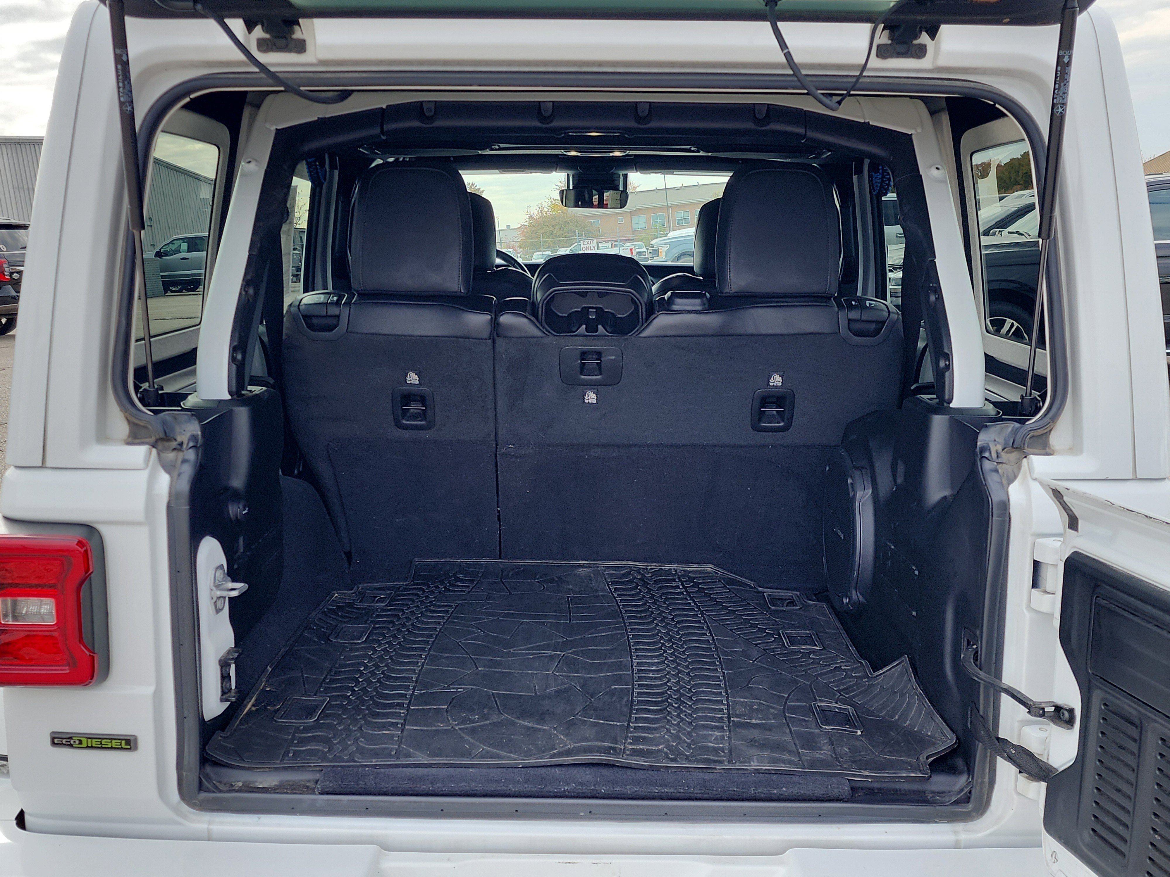 Used 2021 Jeep Wrangler Unlimited Sahara image 13