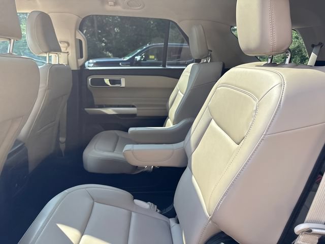 Certified 2023 Ford Explorer XLT w/ Equipment Group 202A AWD/4WD image 22
