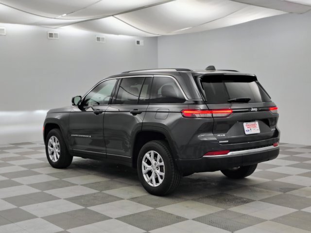 Used 2022 Jeep Grand Cherokee Limited AWD/4WD image 8