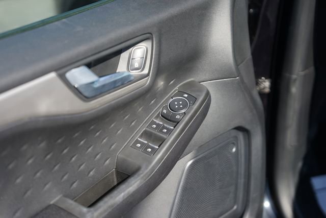 Certified 2020 Ford Escape SE FWD image 29