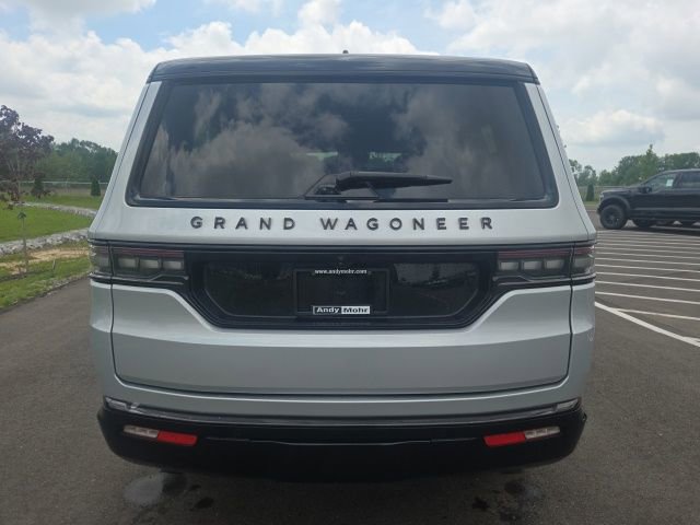 Used 2024 Jeep Grand Wagoneer Series III w/ Quick Order Packagew 28T AWD/4WD image 9