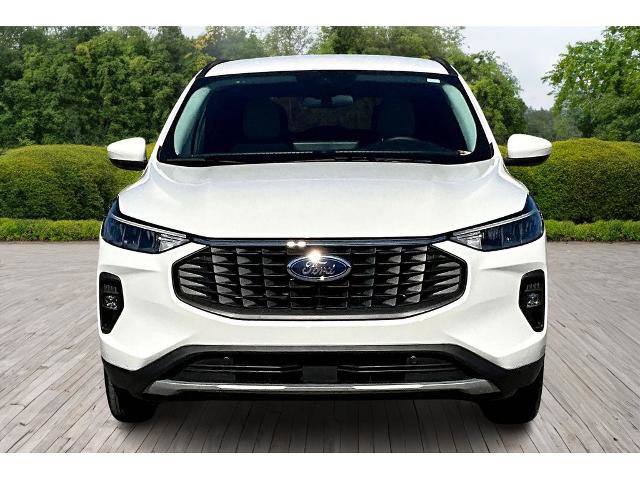 Certified 2024 Ford Escape SE FWD image 2