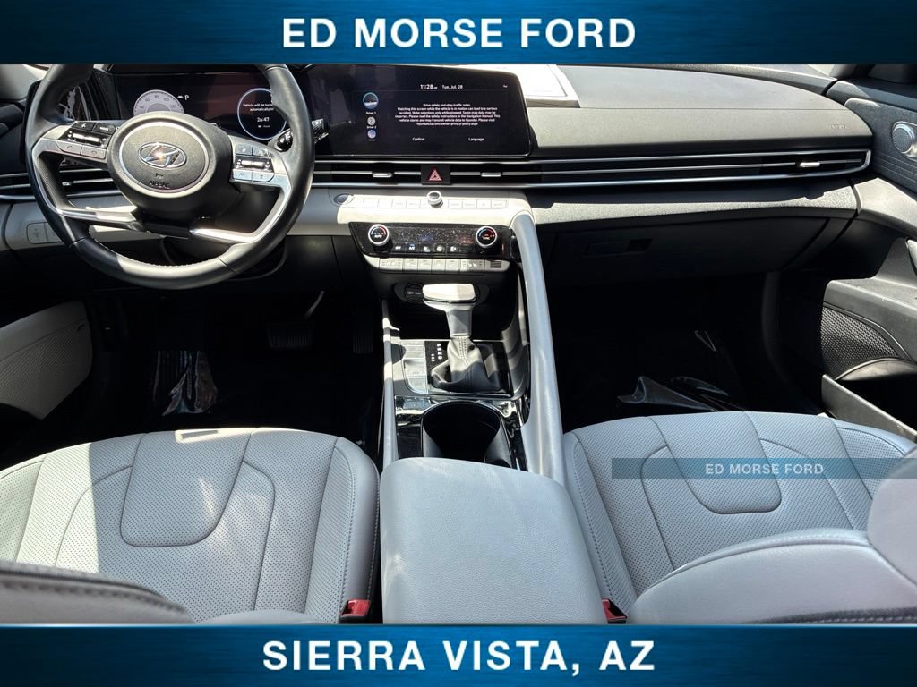 Used 2023 Hyundai Elantra Limited FWD image 18
