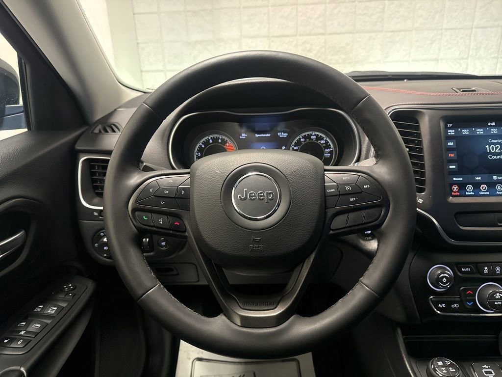 Used 2022 Jeep Cherokee Trailhawk w/ Comfort/Convenience Group image 30