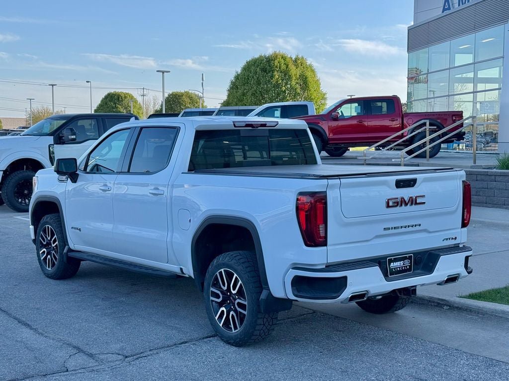 Used 2022 GMC Sierra 1500 AT4 w/ AT4 Premium Package AWD/4WD image 4